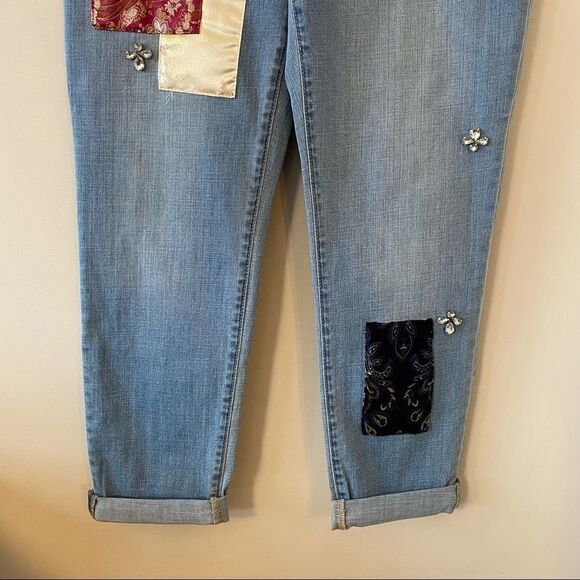 CHICO’S So Slimming Patchwork Embellished Girlfriend Ankle Jeans - Picture 8 of 11